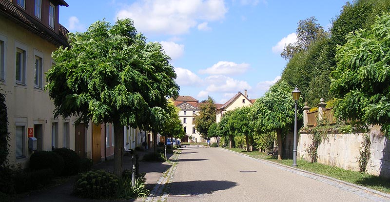 Schloßstraße mit Blick auf das Schloss