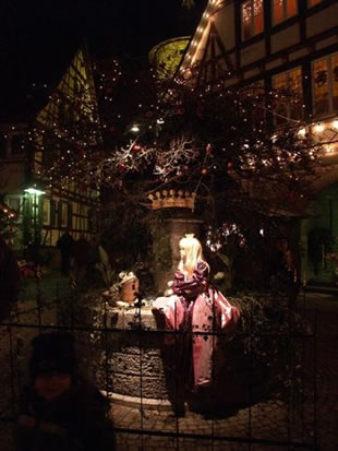 Märchenhafter Weihnachtsmarkt in Niederstetten - Froschkönig