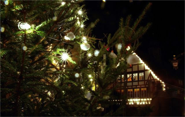 Märchenhafter Weihnachtsmarkt in Niederstetten 2013