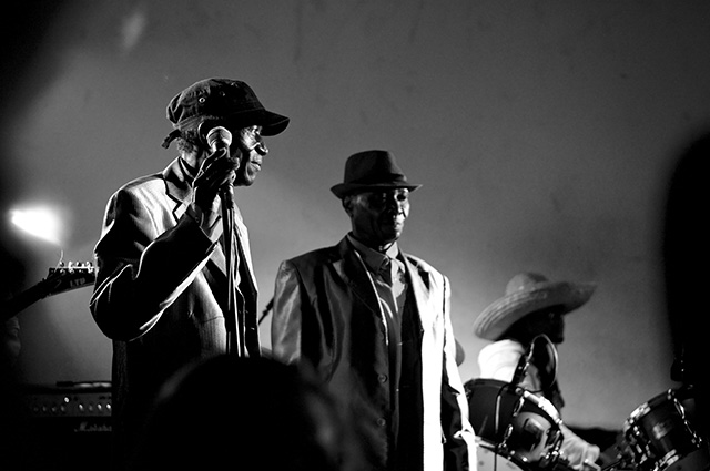 Orchestre les Mangelepa lead