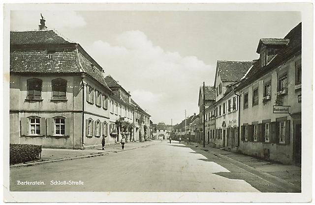 Ansichtskarte Schloß-Straße Bartenstein gegen 1920
