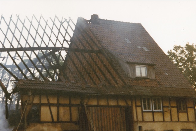  Brand der fürstlichen Domäne  in der Nacht des 22. September 1998, in der Ortsmitte von Bartenstein
